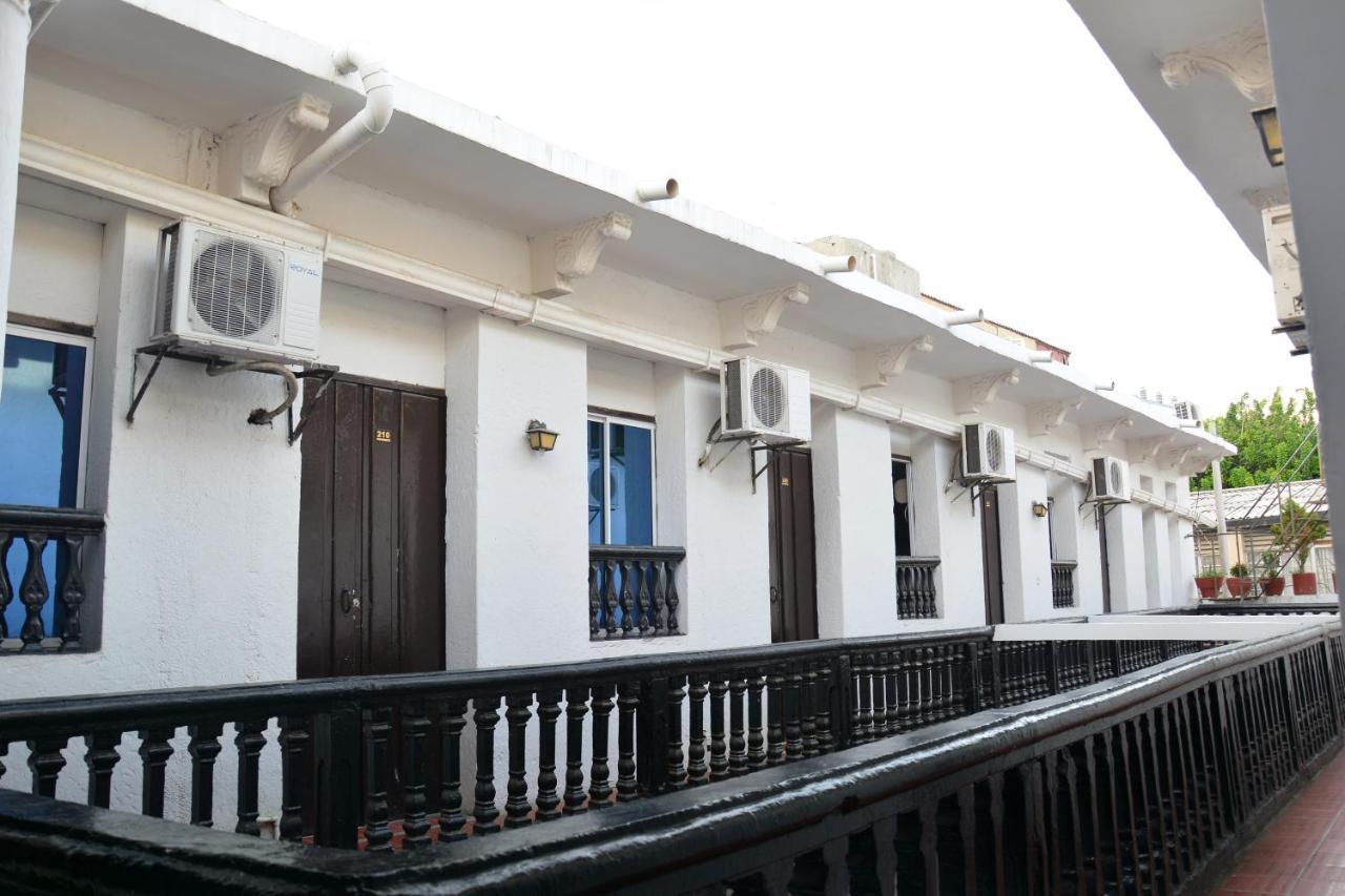 Hotel Andalucia Inn ซันตามาร์ตา ภายนอก รูปภาพ