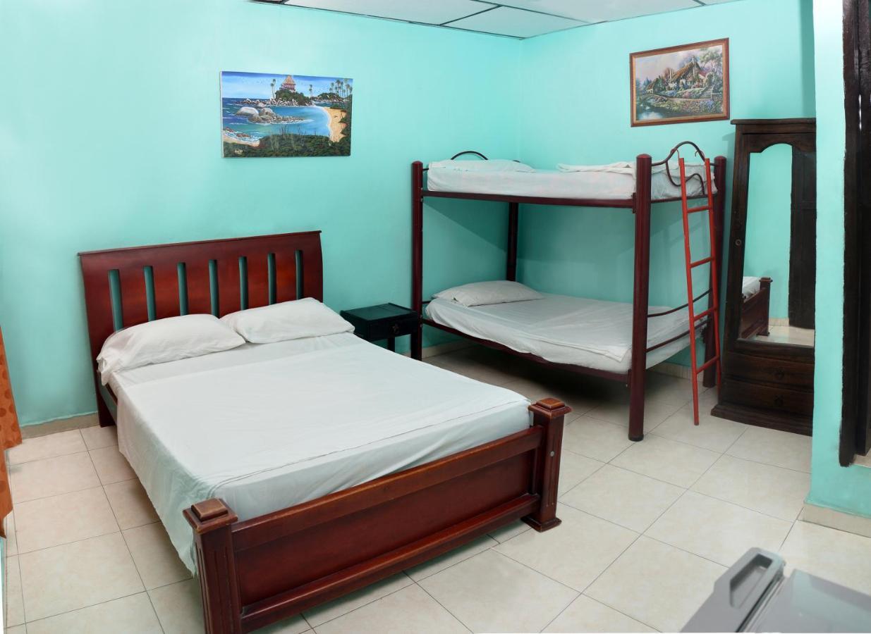 Hotel Andalucia Inn ซันตามาร์ตา ภายนอก รูปภาพ