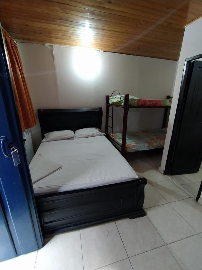 Hotel Andalucia Inn ซันตามาร์ตา ภายนอก รูปภาพ