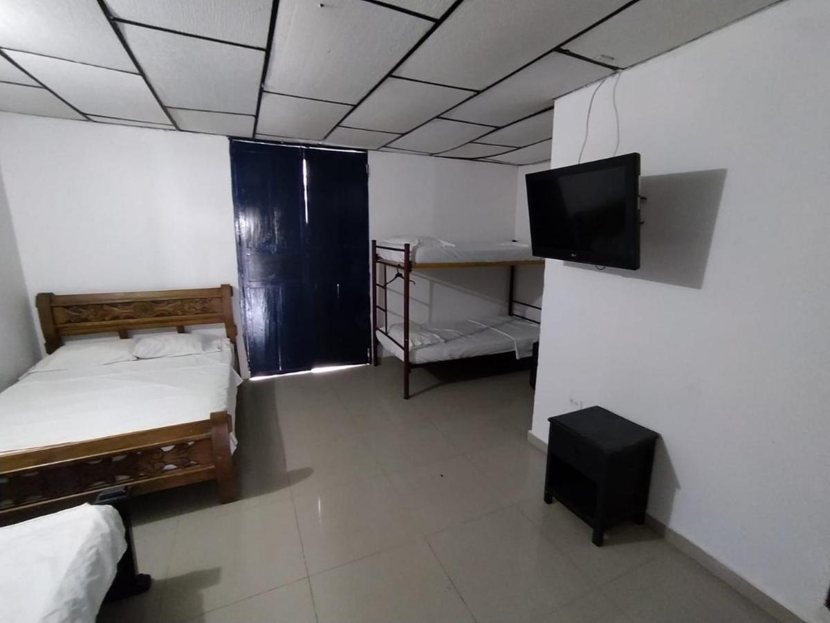 Hotel Andalucia Inn ซันตามาร์ตา ภายนอก รูปภาพ